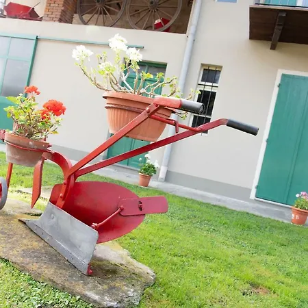 Apartment Cascina Iside Azeglio