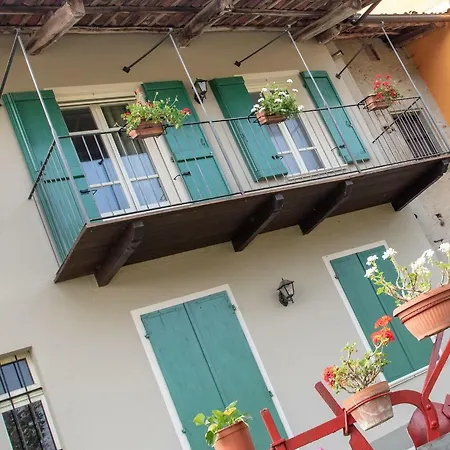 Cascina Iside * Azeglio